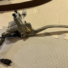 SE44 シグナス2型　フロントブレーキ一式の画像