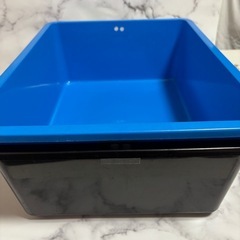 メダカ、お話中中古容器❗️雨加工済みの画像