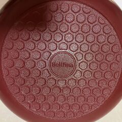 【中古雑貨】キッチン雑貨　Bellfina　フライパン　２５ｃｍの画像