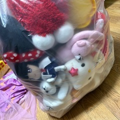 不用になったぬいぐるみやおもちゃの画像