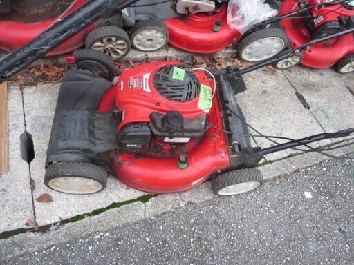 部品取り用芝刈り機　エンジンかかりませんTROY