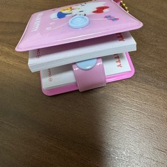キティちゃん　ミニウォレット風メモ帳キーホルダー
　　　　の画像