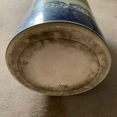 アンティーク風傘立て　磁気製の画像