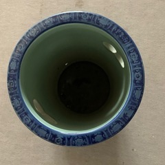 アンティーク風傘立て　磁気製の画像