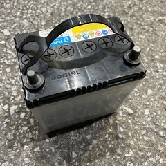 車　バッテリーの画像