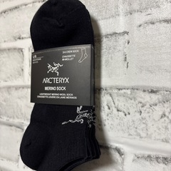 新品未使用　ARC'TERYX  靴下の画像