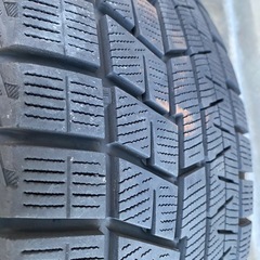 フォルクスワーゲン　ゴルフワゴンで使用していたアルミと冬タイヤの４本セット　ヨコハマIG60　2023年　205/55R16　５穴　PCD112　16×6½J　の画像