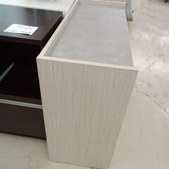 リユースのサカイ栃木店★ジモティ割あり★  レンジ台 ライトグレー（木目） W110×D44.5×H88.5 クリーニング済み TC11256の画像