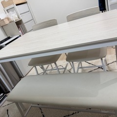 ダイニングテーブル(決定)
の画像