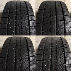 C-3 タイヤ 中古 BRIDGESTONE STUDLESS BLIZZAK VRX2 215/55R16の画像