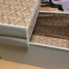 ソファーにもなる収納BOXの画像