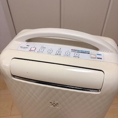 SHARP プラズマクラスター除湿機の画像