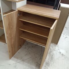 リユースのサカイ栃木店★ジモティ割あり★  収納棚 ベージュ W59×D34×H85 クリーニング済み TC11259の画像