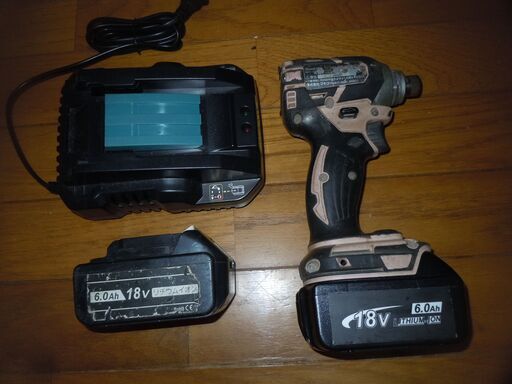 充電式インパクトドライバー　良品