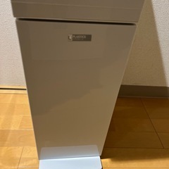ゴミ箱の画像