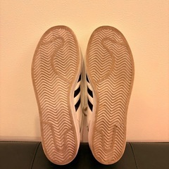 アディダス　スーパースターの画像