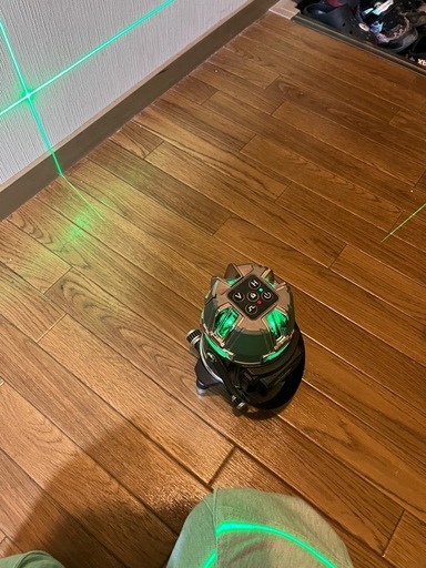 墨出しレーザー