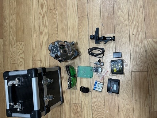 墨出しレーザー