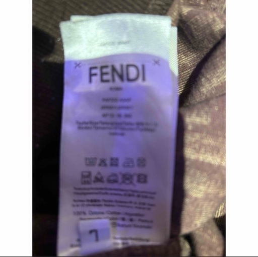 FENDI パーカー