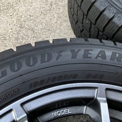 185/60R15超バリ山スタッドレスタイヤ付きホイール4本　アクア、カローラフィールダー、フィット、スイフト等　ランクAの画像