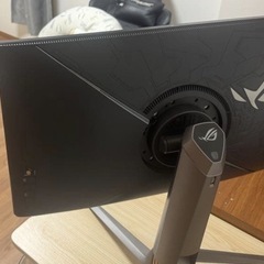 ASUS  4K 27インチ144hz(dp)ゲーミングモニター　PG27UQ ジャンクの画像