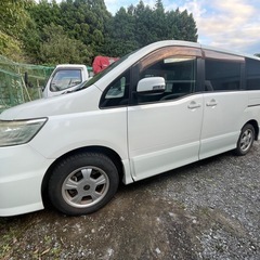 セレナC25ハイウェイスターの画像