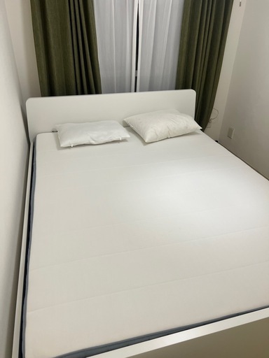 IKEA 160cmクイーンサイズベッド