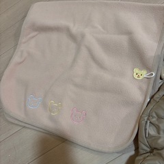 ベビーカー 抱っこ紐 防寒ケープ ミキハウスブランケットの画像