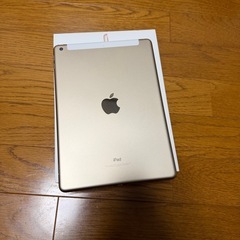 iPad 第5世代  32G ゴールドの画像
