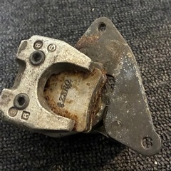 ライブディオ　フロントホイール　キャリパーの画像
