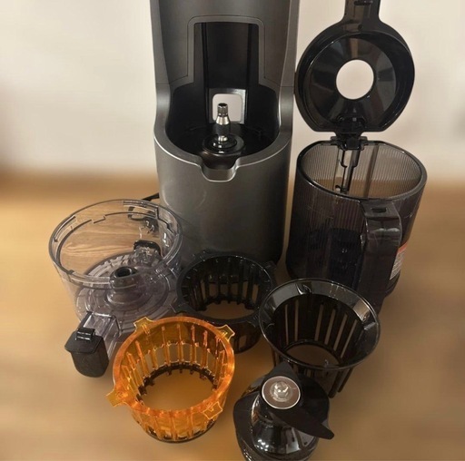 値下げました！！【美品】 Hurom ヒューロム H-200 スロージューサー グレー