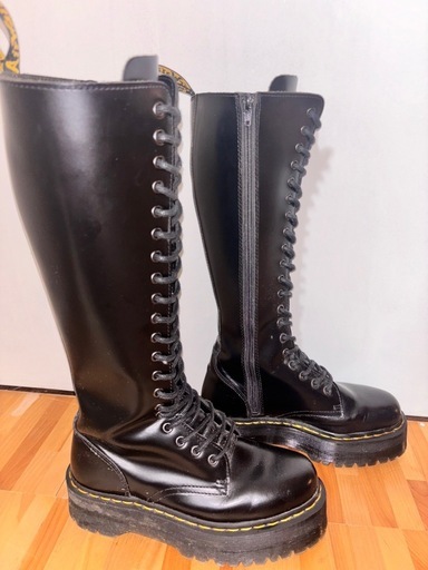 【最終値下げ】Dr. Martens 廃盤品　BRITAIN