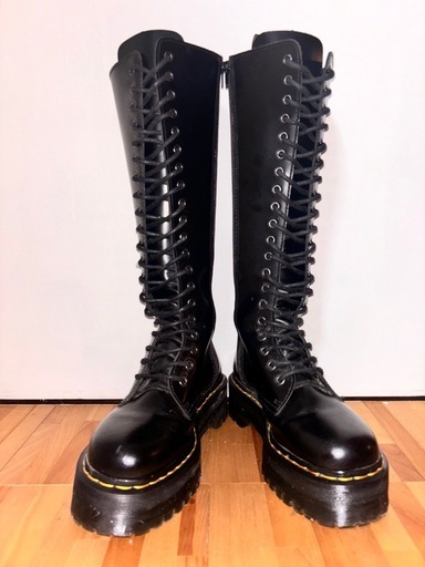 【最終値下げ】Dr. Martens 廃盤品　BRITAIN