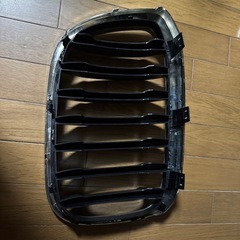 BMW X3純正 フロントグリルの画像