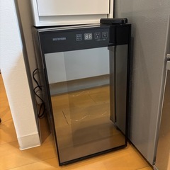 アイリスオーヤマ　ワインセラーの画像
