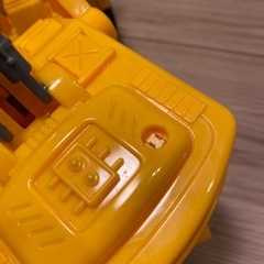 西松屋　リアルサウンドショベルカー　の画像