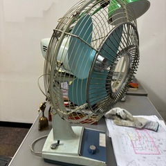 レトロな三菱製の扇風機！の画像