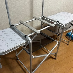 キッチンテーブルの画像