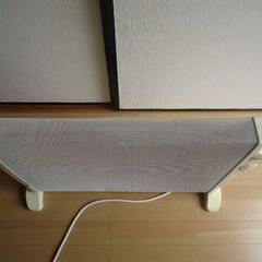 パネルヒーター　無音　無臭　お部屋全体を温めますの画像
