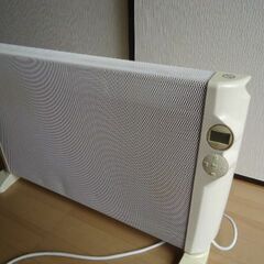 パネルヒーター　無音　無臭　お部屋全体を温めますの画像