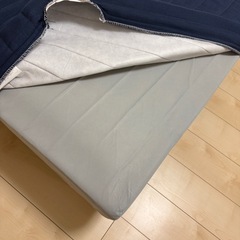 ニトリ 脚付きマットレス(セミダブル)の画像