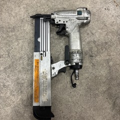 マキタピンタッカ　仕上げ釘打ち機の画像