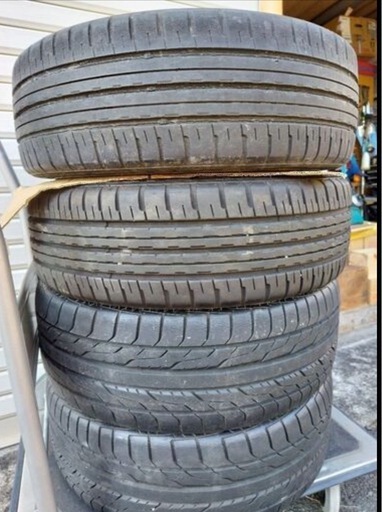 軽やコンパクトカーに桜ホイール5分咲き 17インチ  6J ET 40　PCD100　タイヤは使用不可
