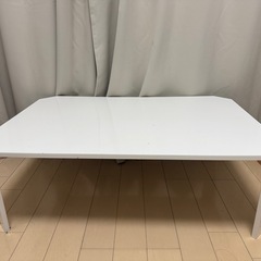 折りたたみソファ、折りたたみ机、サイドテーブルの画像