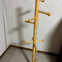 ハンガーラックの画像