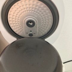 YAMAZEN マイコン炊飯器　23年製の画像