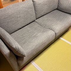 ニトリ　3人用布張りソファ(CA10 DR-GY)の画像