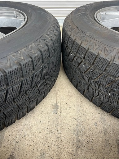 CX-5 スタッドレスタイヤ MAXTREK TREK M7 225/65R17 102S 17インチ
ホイール Verthandi 