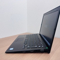 VAIO Pro PG i5第8世代 8GB LTEモデルノートパソコンの画像