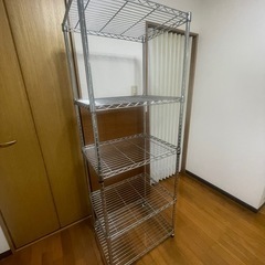 スチールラックの画像